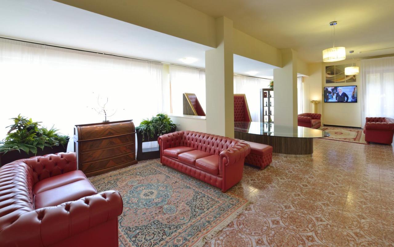 Hotel Attico Chianciano Terme Εξωτερικό φωτογραφία