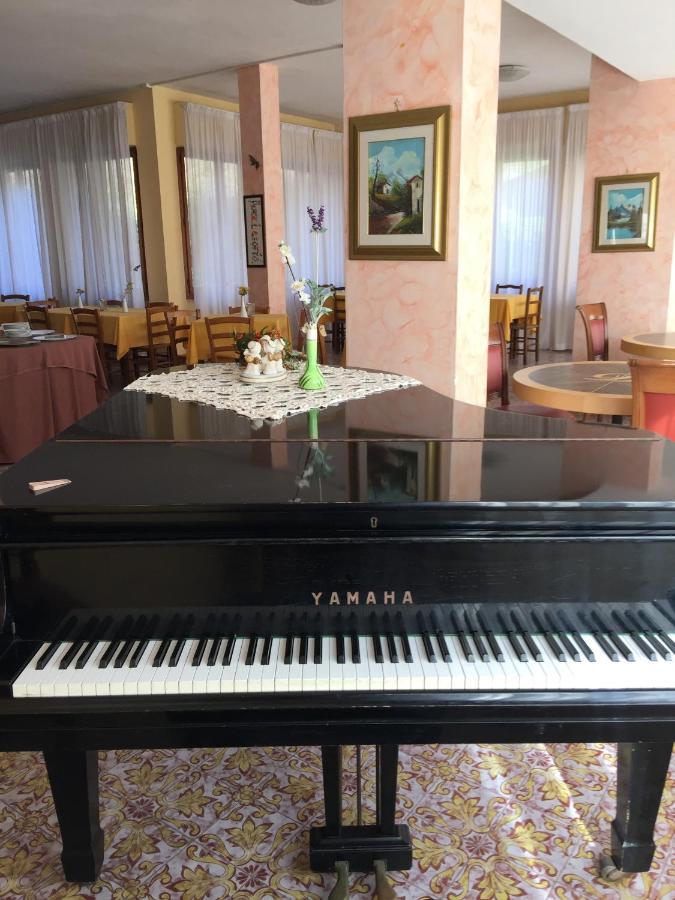 Hotel Attico Chianciano Terme Εξωτερικό φωτογραφία