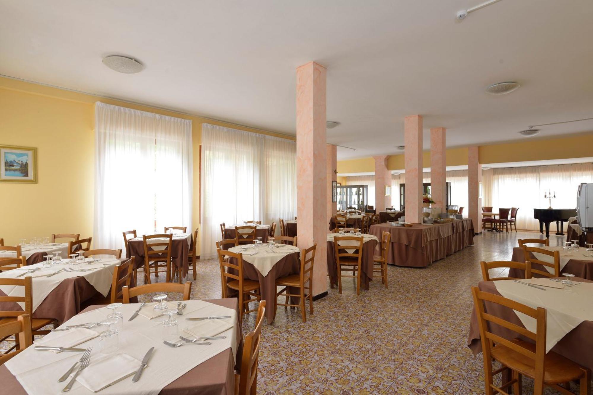 Hotel Attico Chianciano Terme Εξωτερικό φωτογραφία